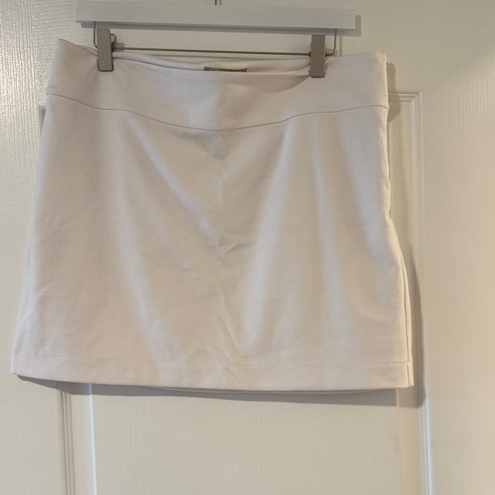 Banana Republic Cream Skirt